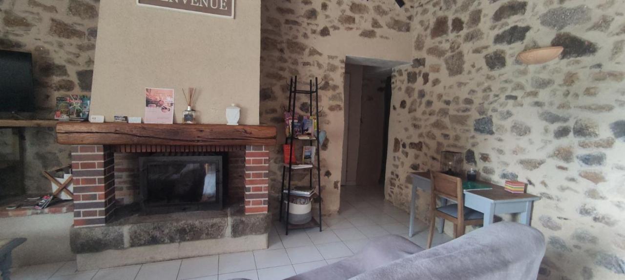 Gite De La Breneliere Ciriere Exteriör bild